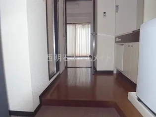 明光ハウス【2階】の玄関