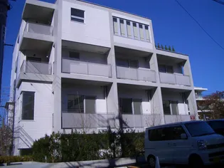 ラティス神宮前【2階】の外観