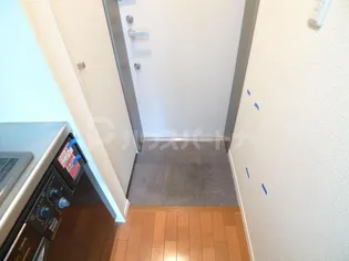 グレイスコートI【3階】の玄関