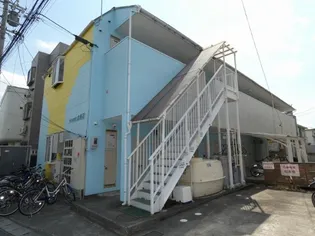 ヴィラ滝沢女鳥羽【2階】の外観