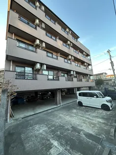 アモール【2階】の外観