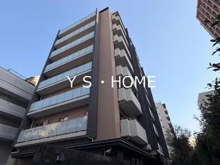 アーデルグラン国立の画像