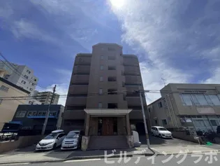 愛知県名古屋市名東区社台3【マンション】の外観