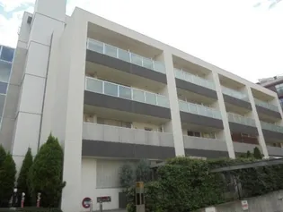 シャレール広尾2号棟【3階】の外観