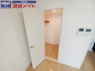 S-FORT津新町【10階】の内装