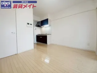 S-FORT津新町【10階】の居間