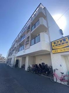 サンビ-チ美松【2階】の外観