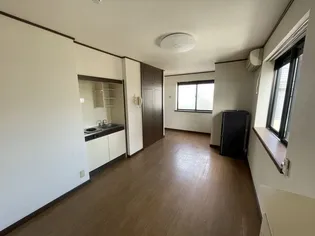 メゾンカミヤマ【2階】の間取り