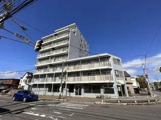 コートハウス的場の画像