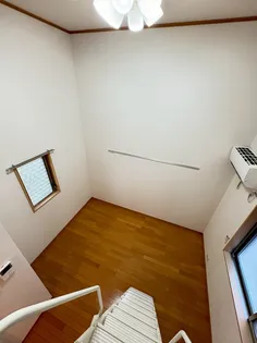 エクレール【1階】の居間