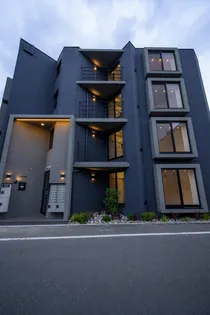 trias268【4階】の外観