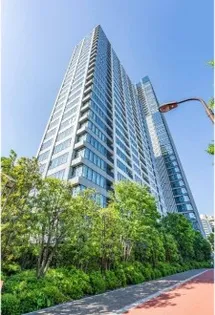 スカイフォレストレジデンス【7階】の外観