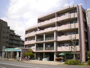 ウェストモンターニュ三ツ沢【1階】の外観