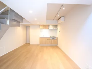 GranDuo成城【1階】の居間