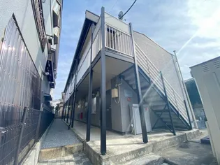 レオパレスJKクローバー【2階】の外観