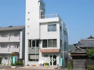 フォーボックス【3階】の外観