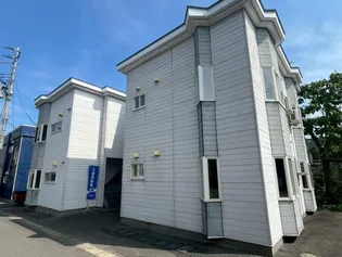 メゾンカレッジ【2階】の外観