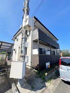 リトルシャイン【1階】の外観