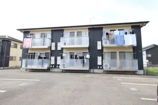 ルァラルN C棟【1階】の外観