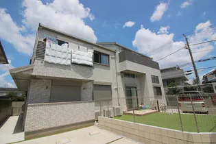 Tiara【1階】の外観