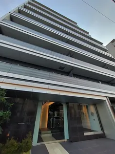 アジールコート三軒茶屋【1階】の外観