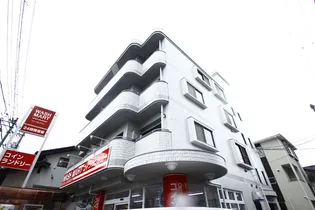 本浦ビルの画像
