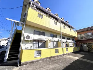 イエローハウス【2階】の外観