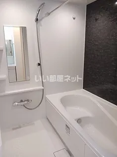 アン・リヴィール【1階】の風呂