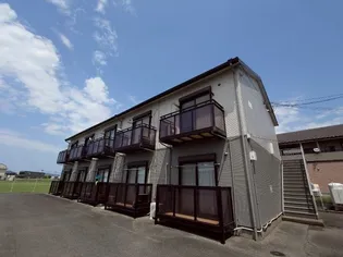 パインコート依井A棟【2階】の外観