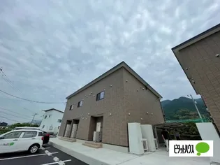 villa KAKIHI 宮ノ上A【1階】の外観