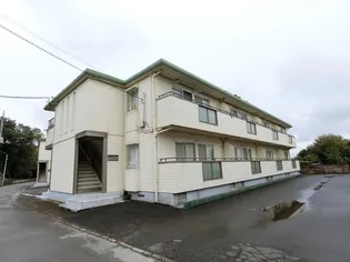 グリーンフラット【2階】の外観