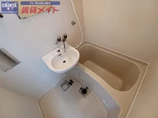 サニイプレイスレジデンス【1階】の風呂