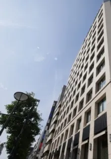 東京都新宿区四谷1【マンション】の外観