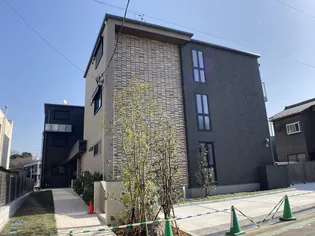 プリュネの画像