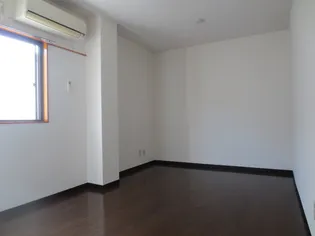 山本マンション【3階】の居間