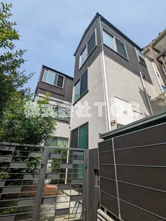 グランエッグス千歳烏山N【1階】の外観