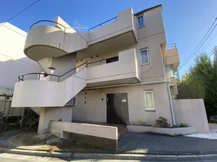 メゾン・プルミエ【1階】の外観