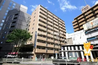 大阪府大阪市北区中津1【マンション】の外観