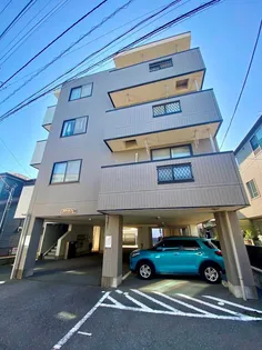 ラフィーヌ フォーの画像