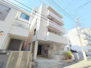 M K メゾンの画像