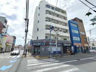 DR ビルの画像
