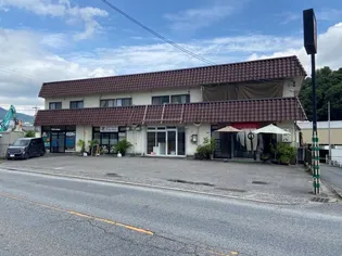 市場アパートの画像