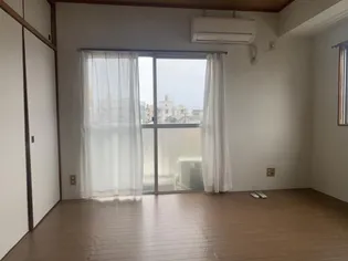 サンライズビル【3階】の内装