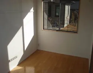 セゾン・メルベイユ【2階】の居間