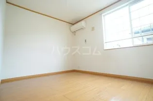 エレガンテカーサ【2階】の内装