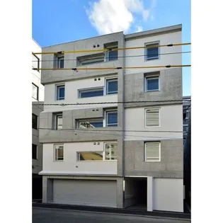 ヴェリタス美術館通の画像