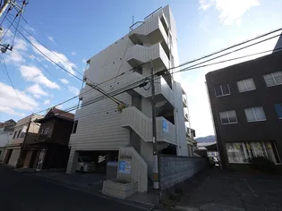 メゾン中島【5階】の外観