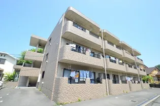 ユーミー尾和の画像