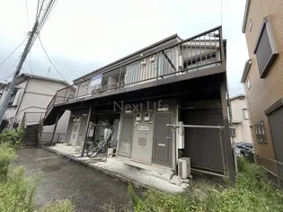 サンハウス【1階】の外観