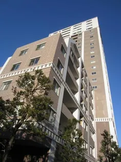 東京都新宿区北新宿3【マンション】の外観